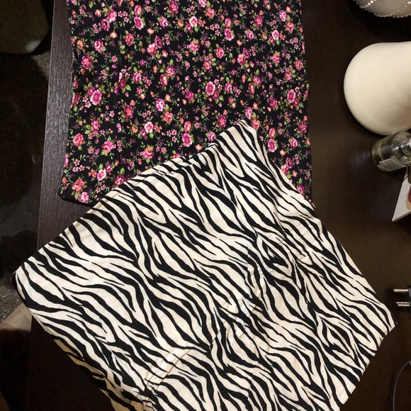 Dresses & Skirts - Pair of mini skirt